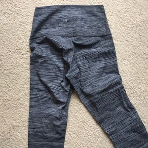 Lulu patterned leggings